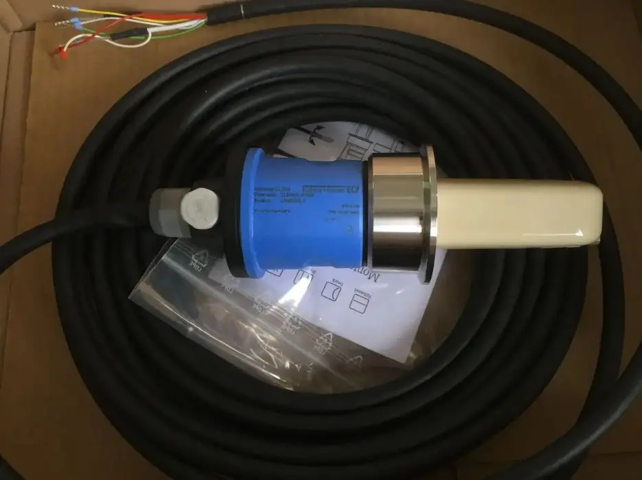 CLM223-CD0005 德国E+H 电导率仪变送器 - 2