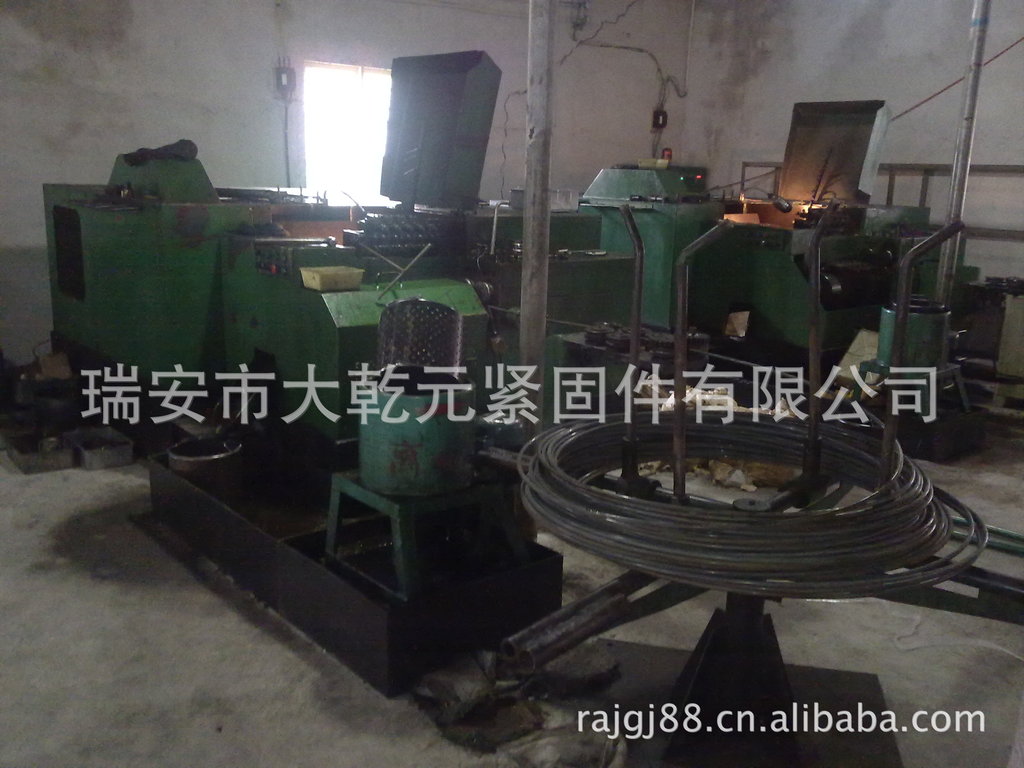厂家直销，供应各类铆螺母手动拉铆枪M4,5,6,8,10拉铆螺母工具