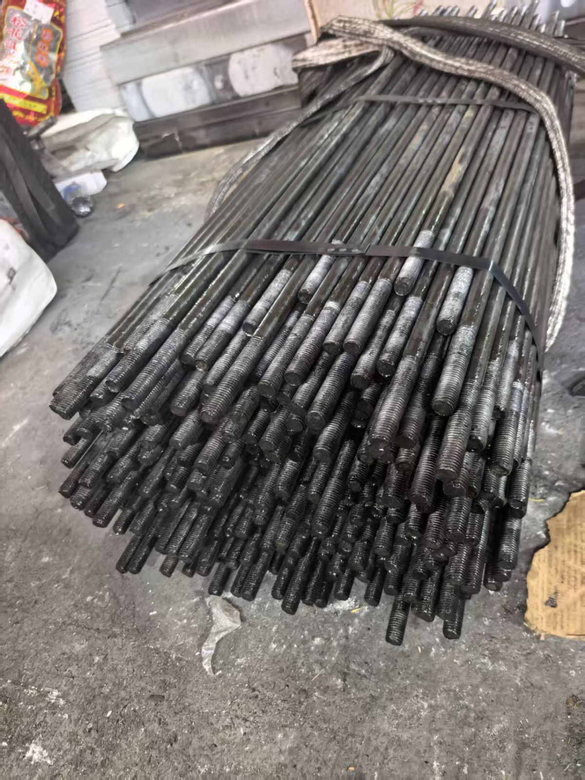 重庆Q235B/M28规格齐全U型地脚螺栓塔架设备固定加固专用加工厂家可定制