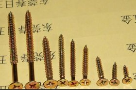 纤维板钉M6定做,特长出口纤维牙。非标自攻机丝特殊螺丝定制