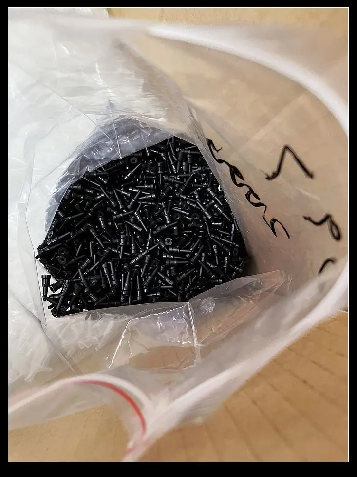 1ml注射器胶塞注塑模具，一次性注射器胶塞模具，针筒胶塞模具