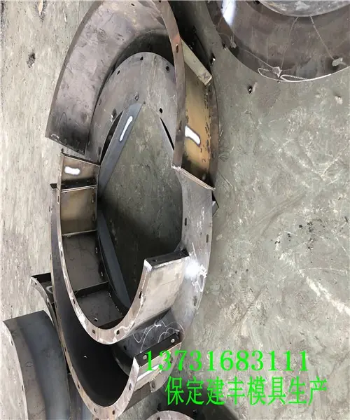 1218748010.jpg