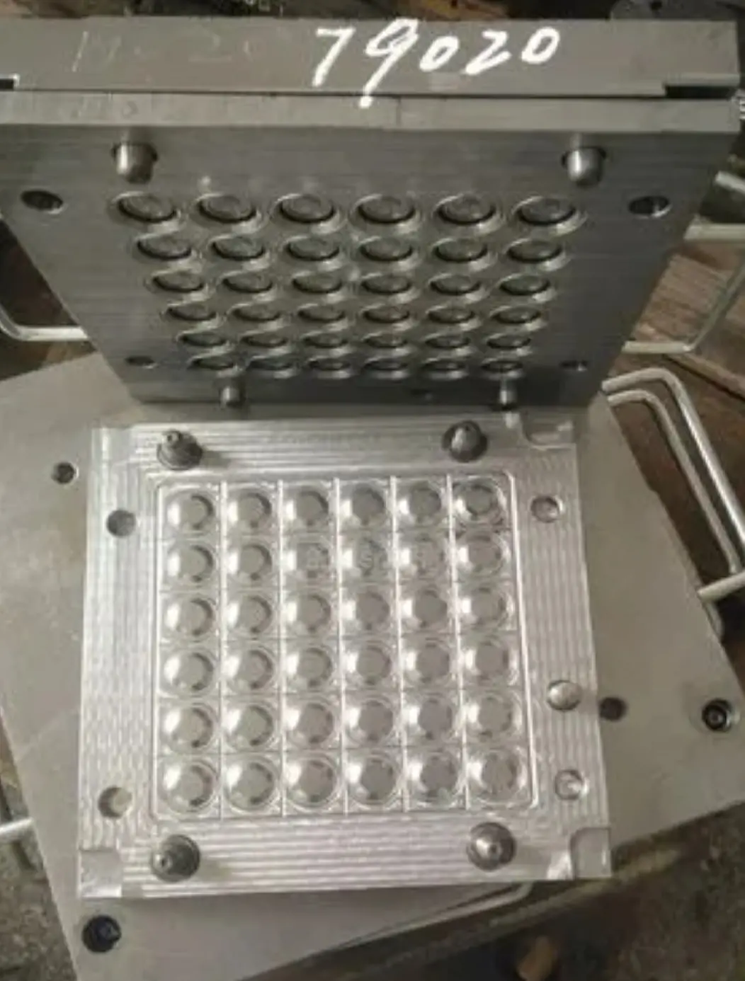 硅胶模具、橡胶模具、硅橡胶模具制作,硅胶、硅橡胶产品生产