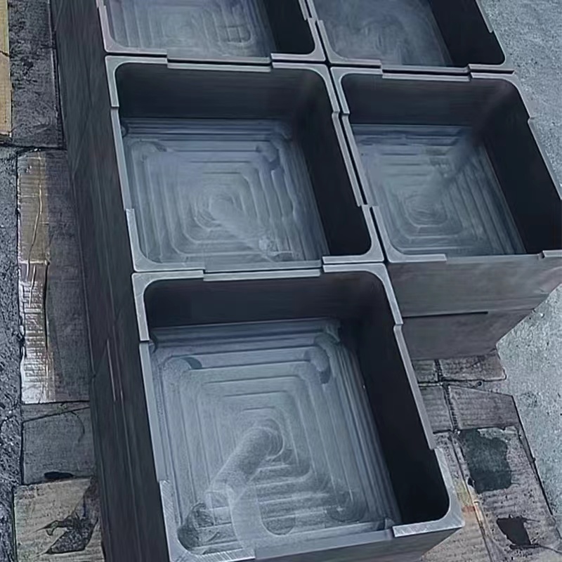 1251982638.jpg