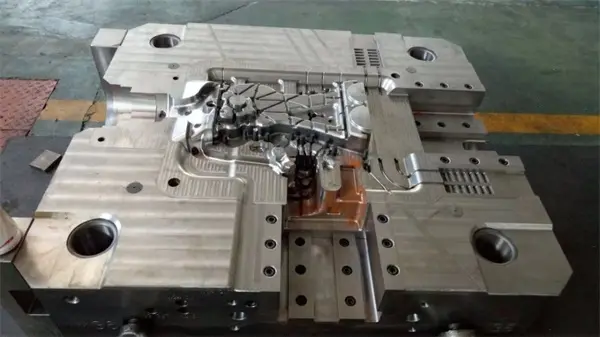 天津锌合金压铸模具制造 天津锌合金压铸模具 远创模具公司