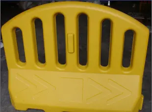 水马吹塑模具 10