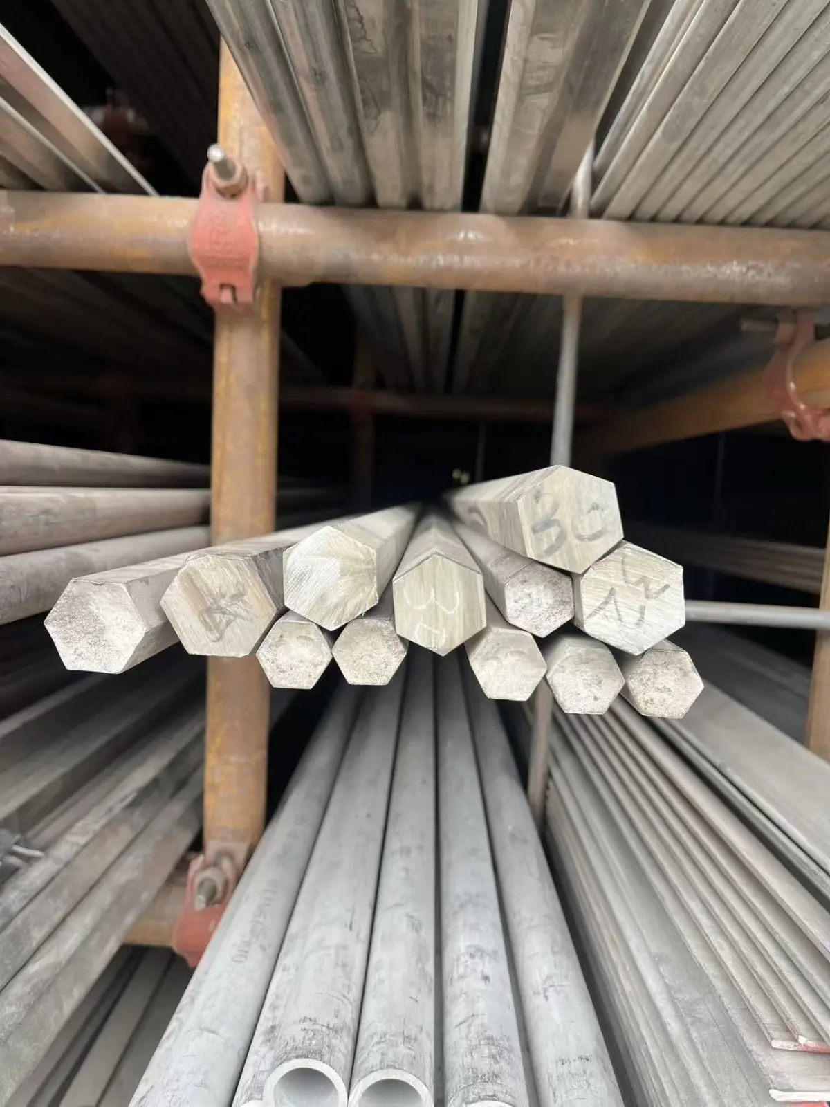 遵义现货8566圆棒8566热作模具钢避雷接地镀锌圆钢圆钢现货批发