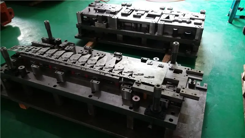 佛山南海+成阳正大模具+专业承造中大型连续模（级进模）