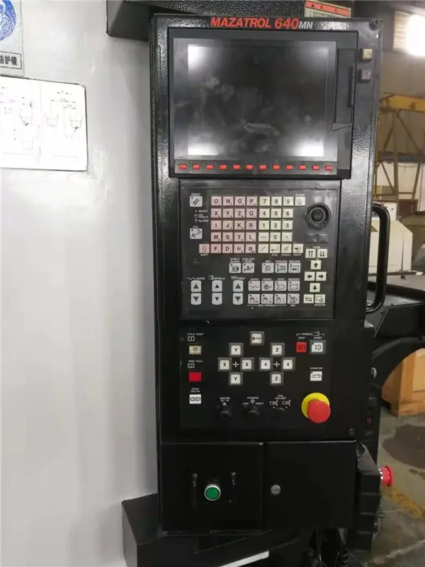 出售MAZAK二手马扎克VTC-200BN立式加工中心，精度完好