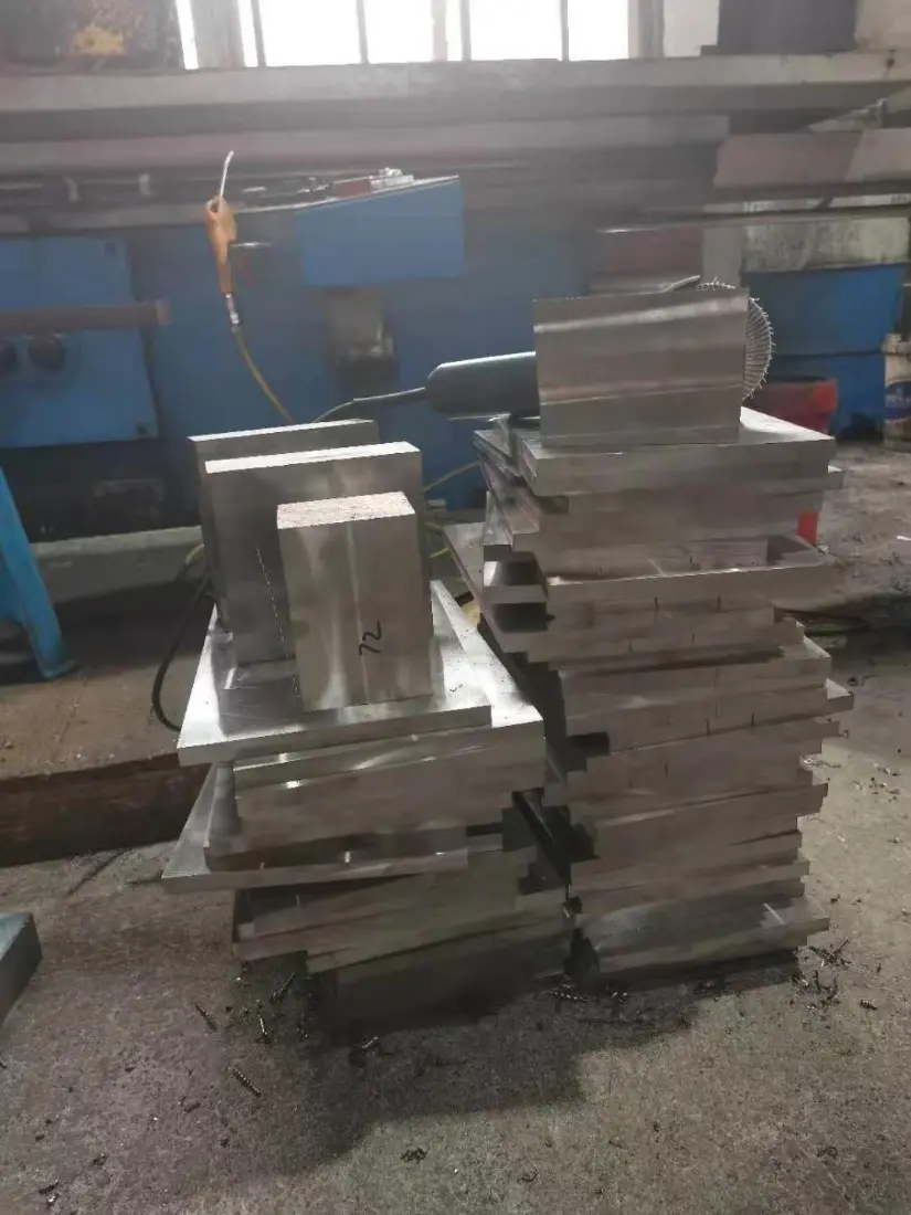 上海cr12mov冷作模具钢 板棒切割 精光板加工