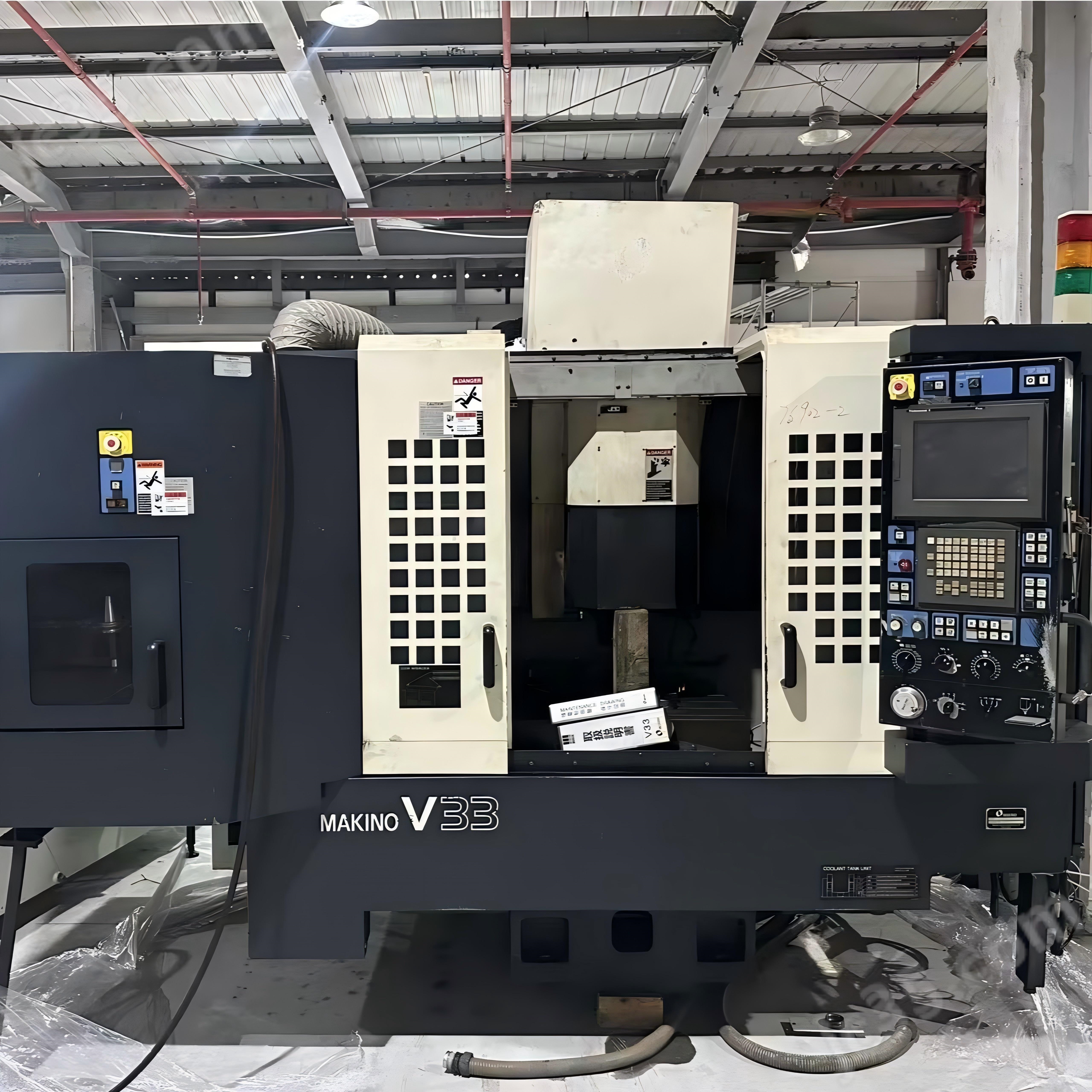 V33 二手牧野立式加工中心