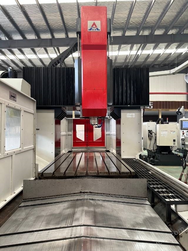 BMM102 二手中国台湾原装泷锋2616数控龙门加工中心 - 2