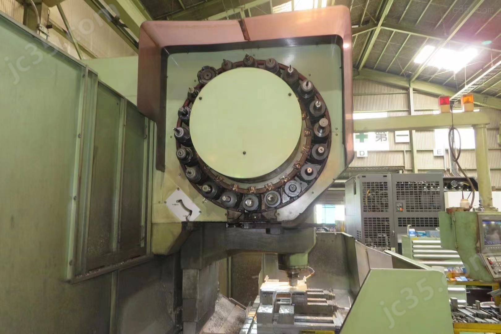 MC-60VAE 二手大隈OKUMA立式加工中心 - 2