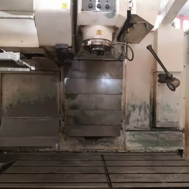 MC-60VA 二手进口立加日本大隈双工位立式加工中心