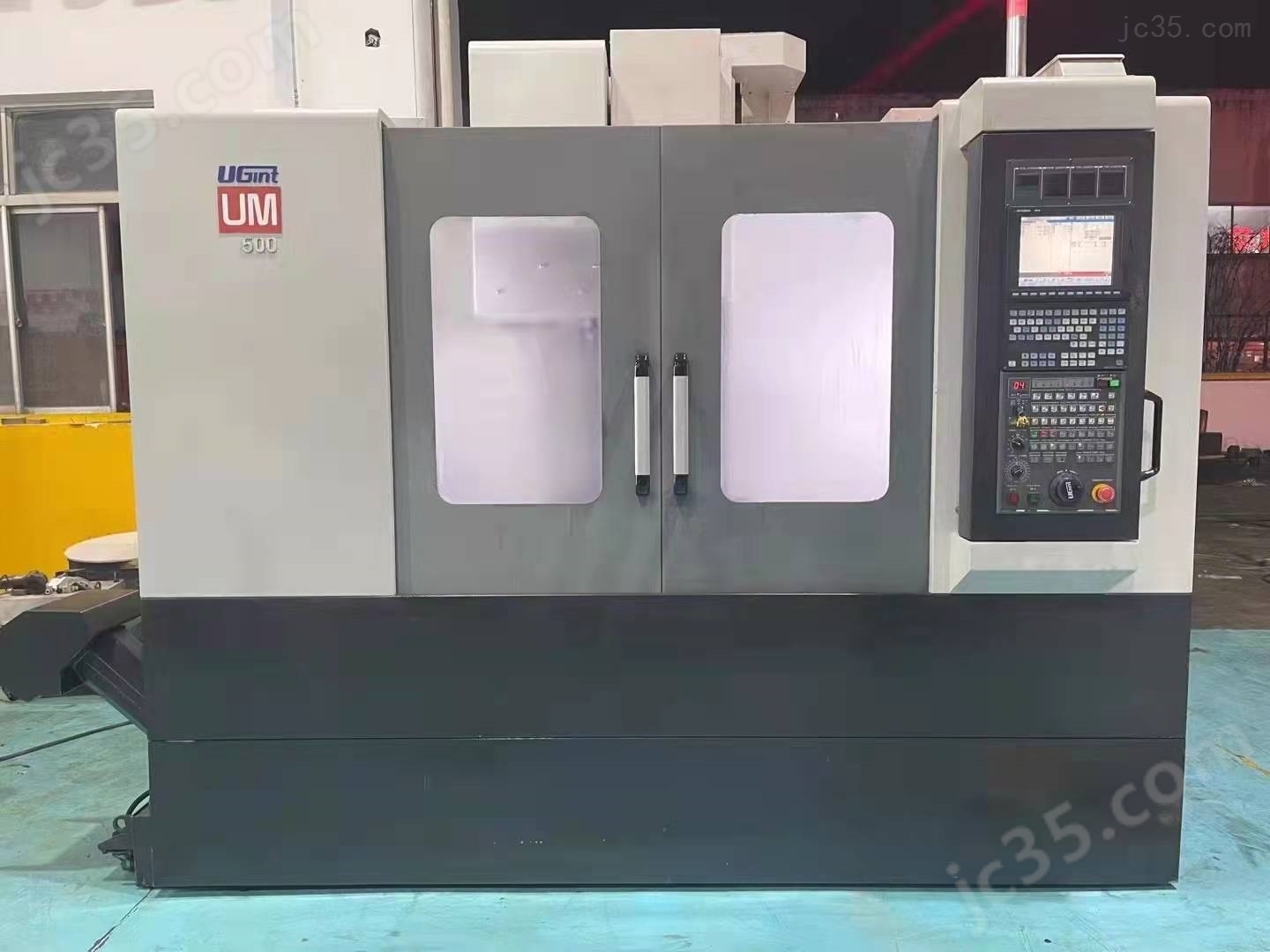 UMV500 二手韩国优精特UMV500加工中心 - 2