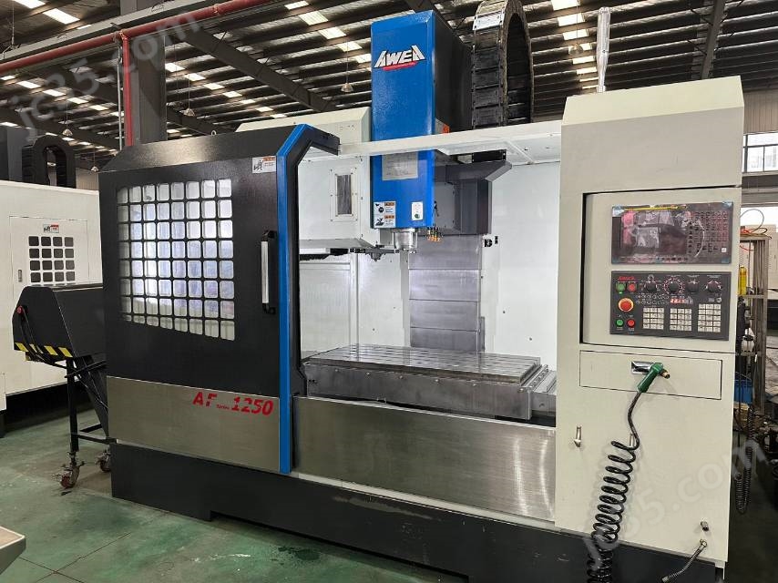 1250 二手中国台湾亚威AF-1250重型加工中心