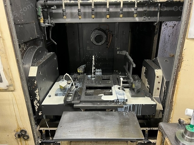 MBN-455HN 二手豊和卧式加工中心 - 2