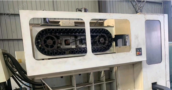 XH755C 二手卧式加工中心