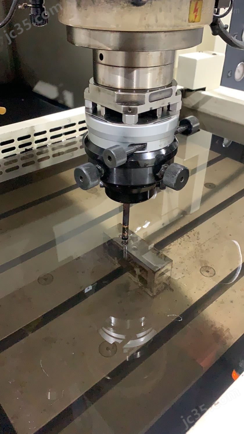 EDGE3 二手日本镜面火花机 牧野（makino） - 4