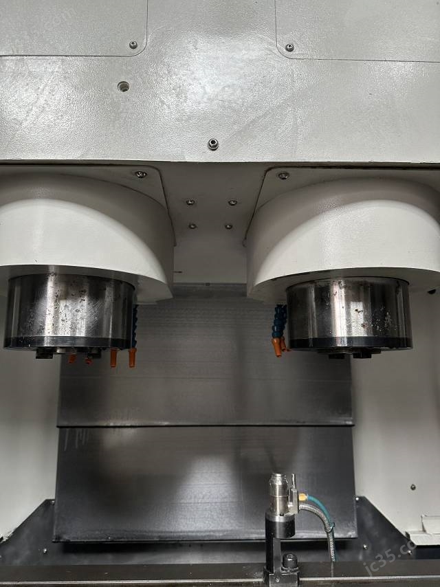 1060 二手韩国优精特高配双主轴um-500加工中心 - 3
