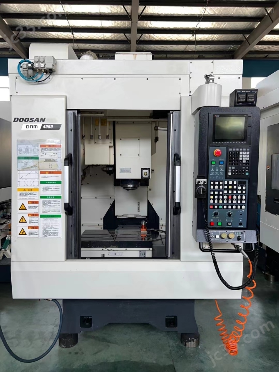 DNM4050 二手韩国斗山小型加工中心 - 3