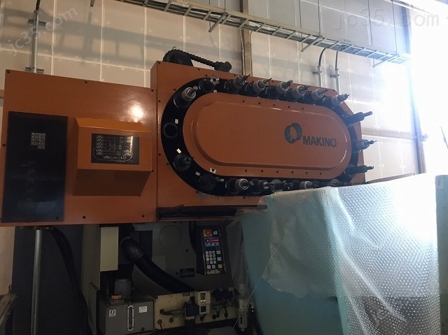 GF6-A20 二手牧野立式加工中心 - 4