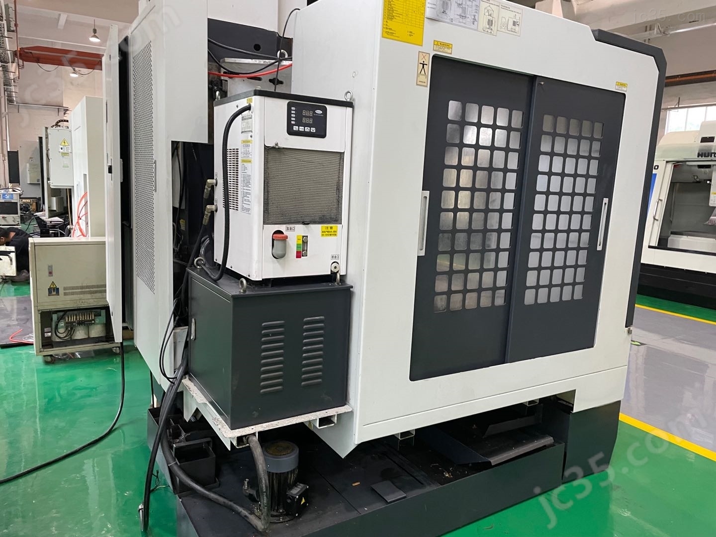 VMP-32 二手杭州友佳加工中心 - 2