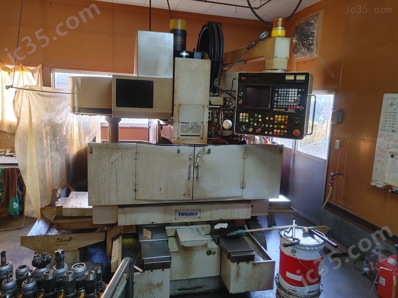 TMC-40V 二手富山立式加工中心