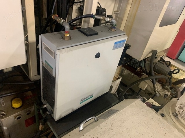 YBM640V 二手安田工业加工中心 - 2