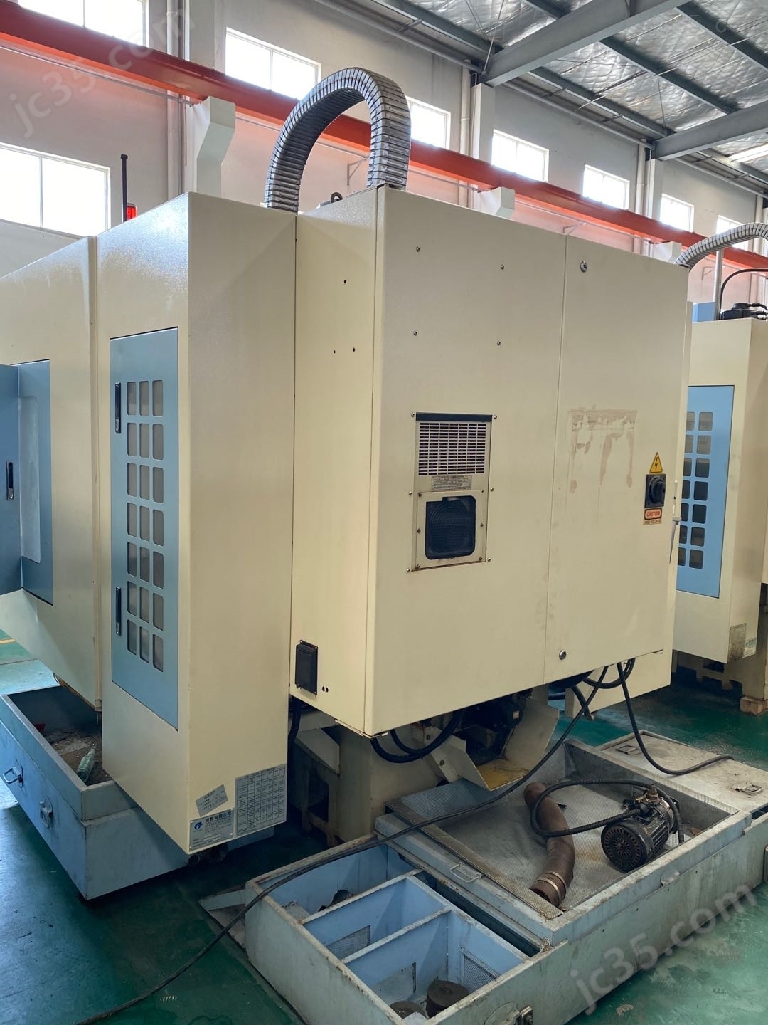 HV-7L3 二手中国台湾晁群7L3加工中心 - 2