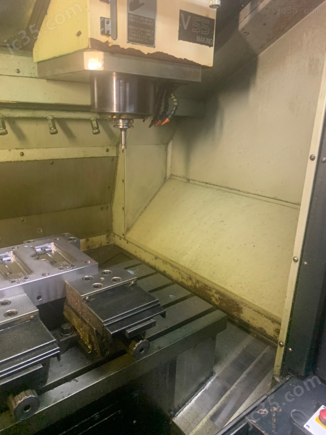 V55 二手牧野立式加工中心 - 4