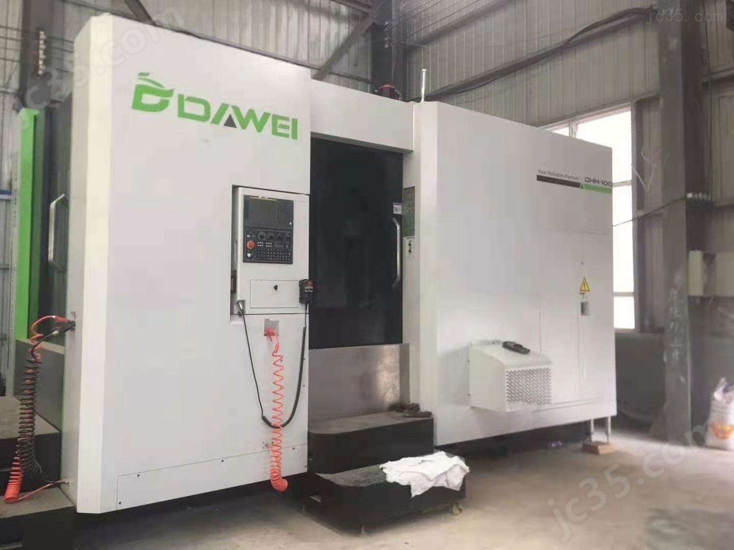 DHM-100 处理二手江苏大卫-100卧式加工中心二手卧加