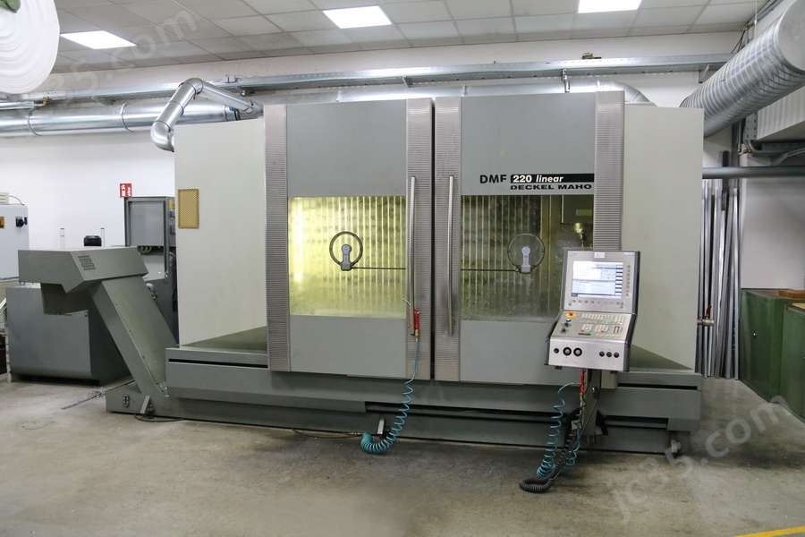 DMF 220 linear DECKEL MAHO 二手德马吉立式加工中心 - 2