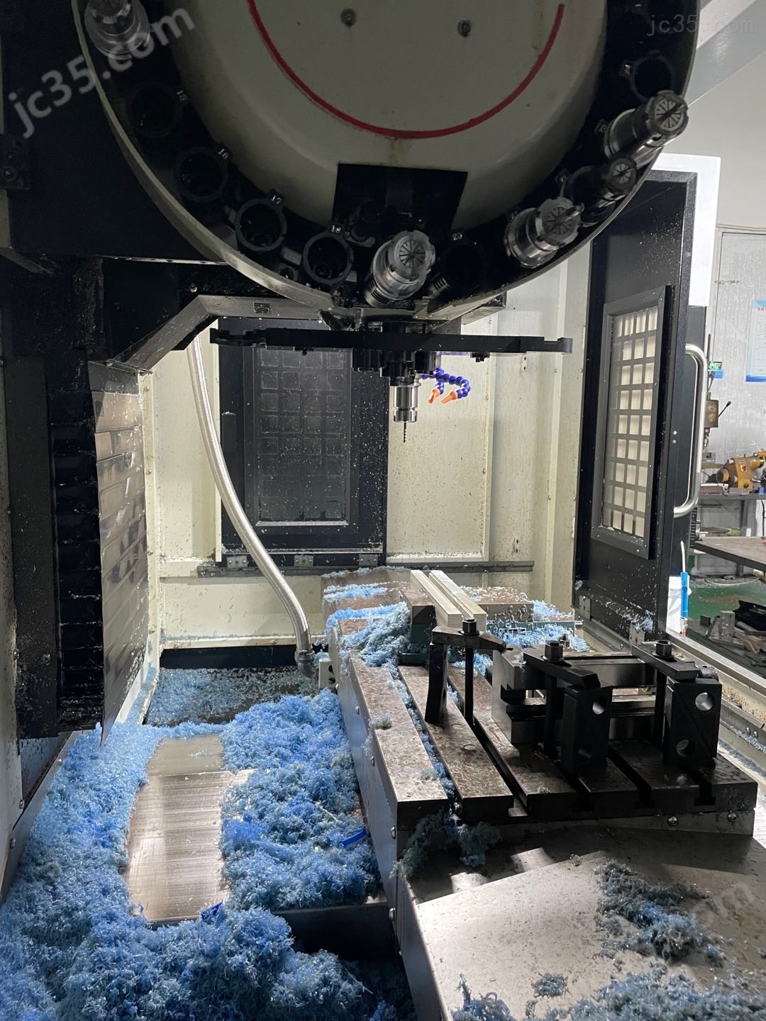 VMA-850 二手华群850加工中心 - 2