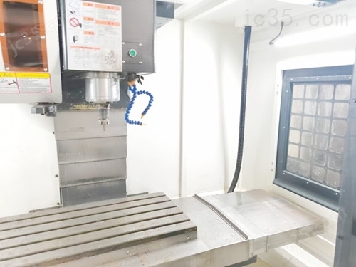 VMC-850L 二手银鹏VMC-850L加工中心三菱M80系统 - 3