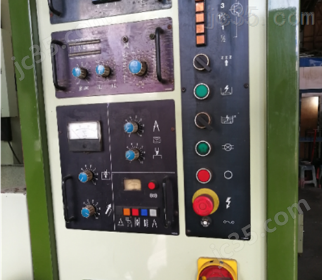 ED-252 二手秀丰 ZNC火花机 ED-252
