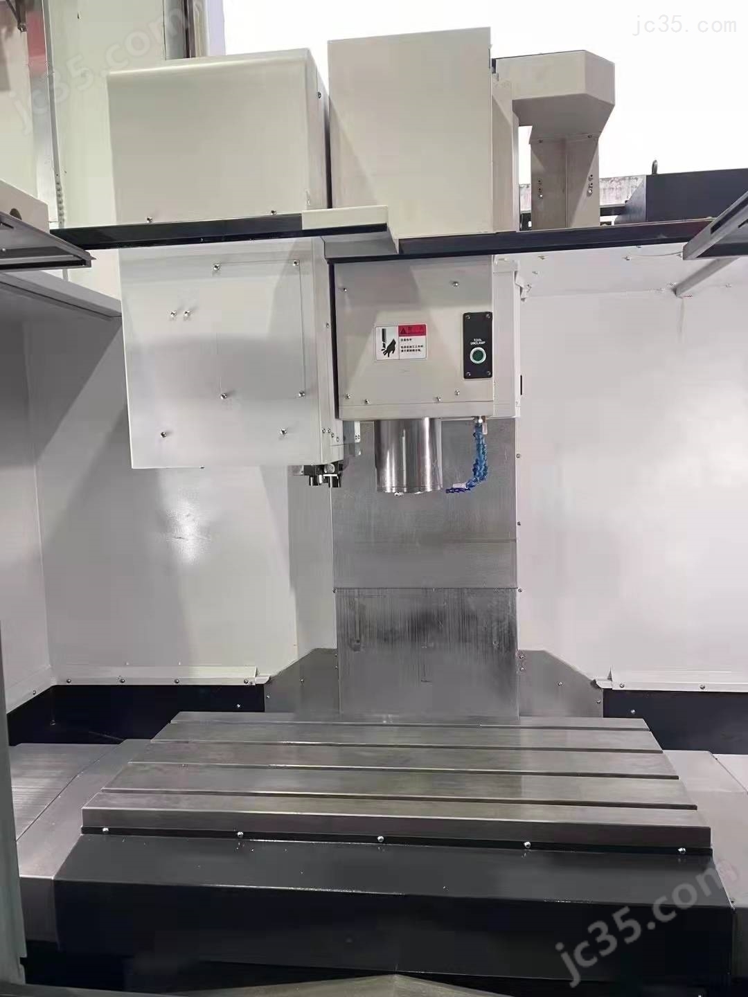UMV500 二手韩国优精特UMV500加工中心