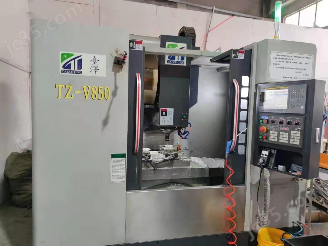 TZ-V850 二手台泽 TZ-V850加工中心 在位
