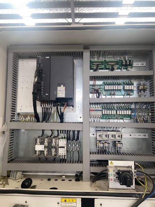 700 二手中国台湾丽驰kv700加工中心 - 3