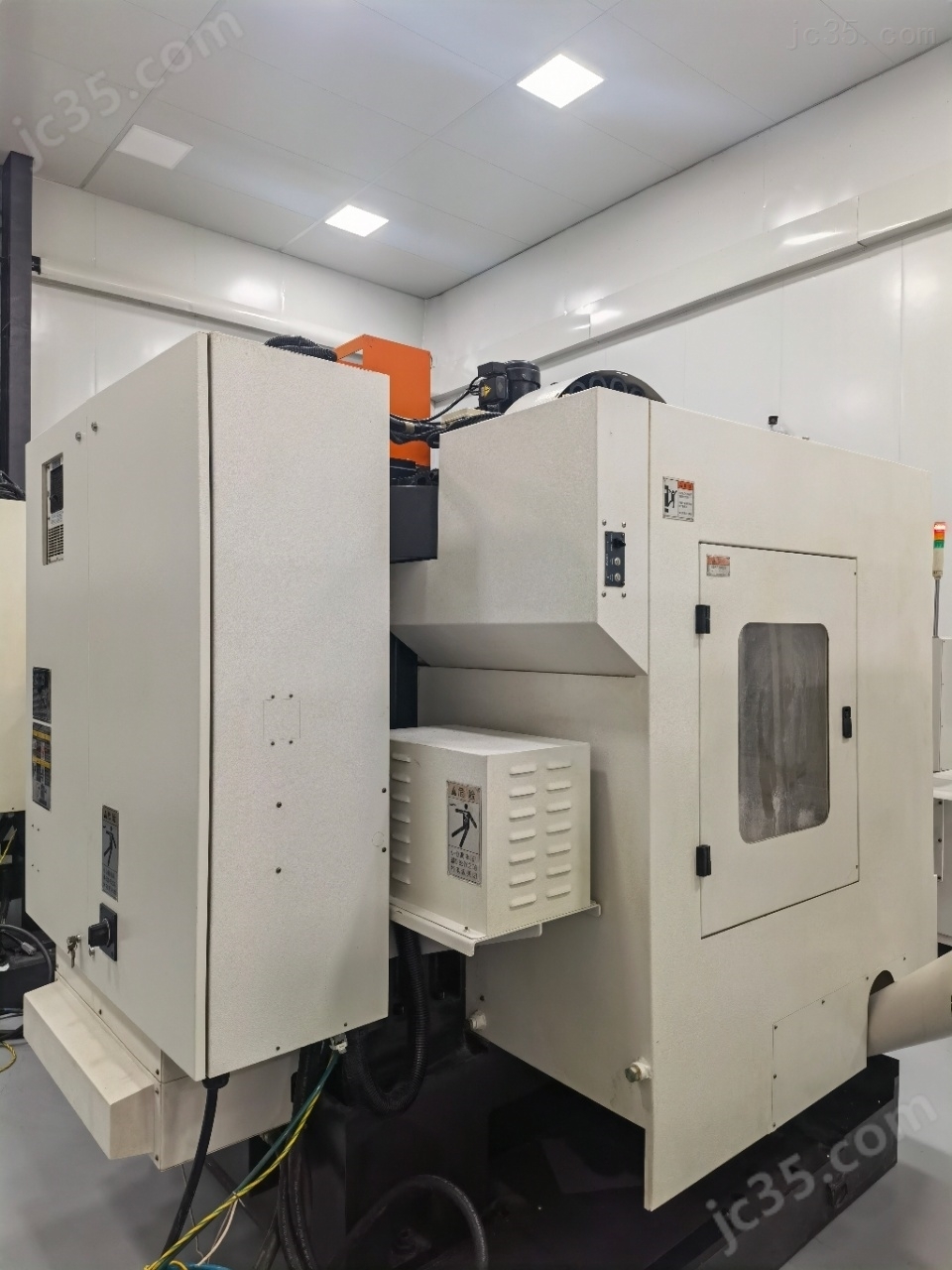 MV-800 二手中国台湾丽驰立式加工中心 - 2