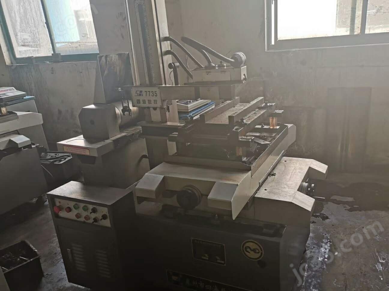 DK7735 二手泰州四海DK7735电火花数控线切割机床