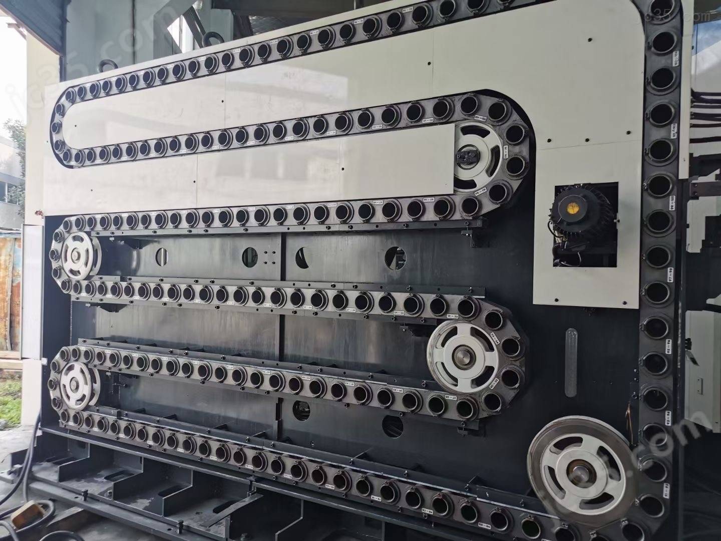 BMC-1000 二手日本东芝卧式加工中心 - 4