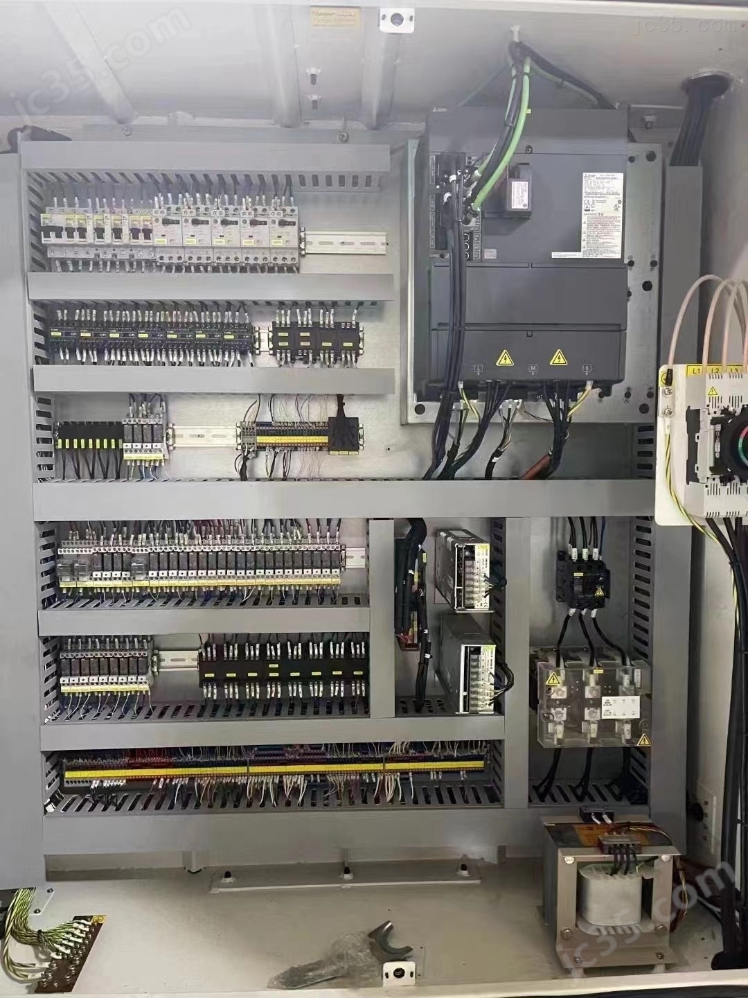 DNM4050 二手斗山加工中心 - 2