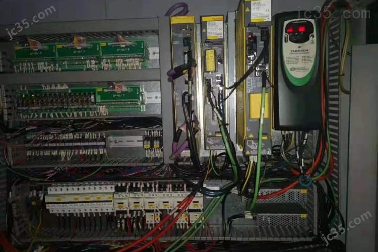CEM-650Ⅴ 二手精雕机 群基 CEM-650Ⅴ