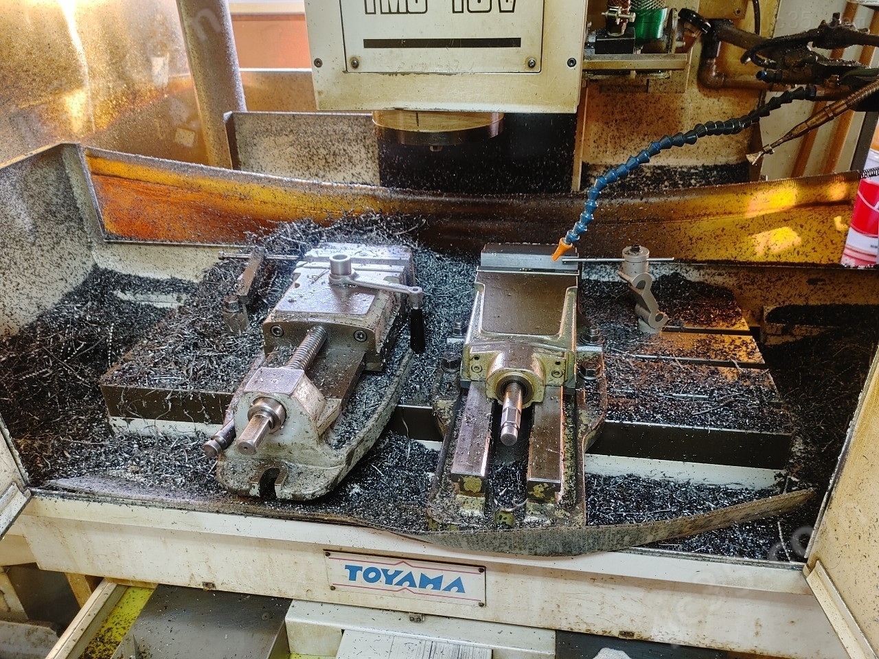 TMC-40V 二手富山立式加工中心