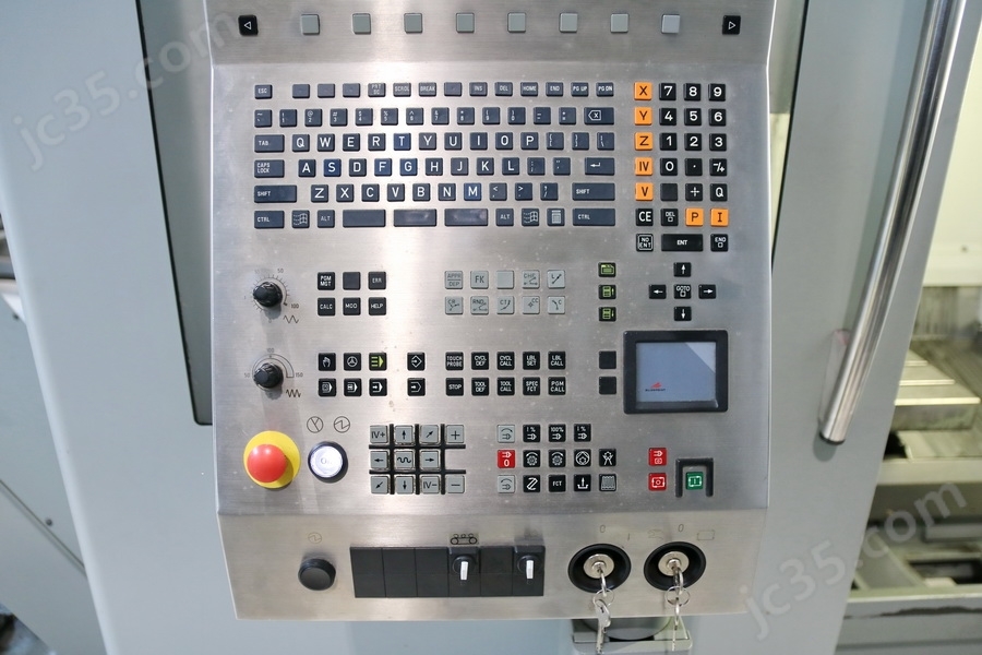 DMC 635 V DECKEL MAHO 二手德马吉立式加工中心 - 3