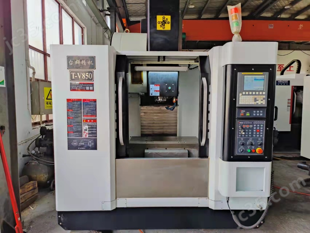 T-V850 二手台群T-V850重型加工中心