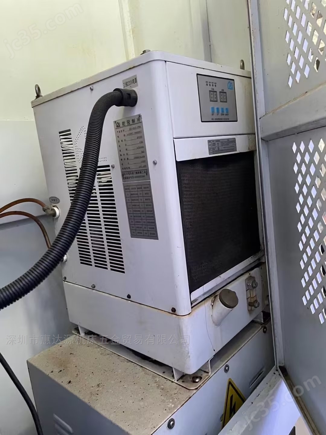 1370 二手仓库现货一台三轴硬轨加工中心乔峰1370 - 2