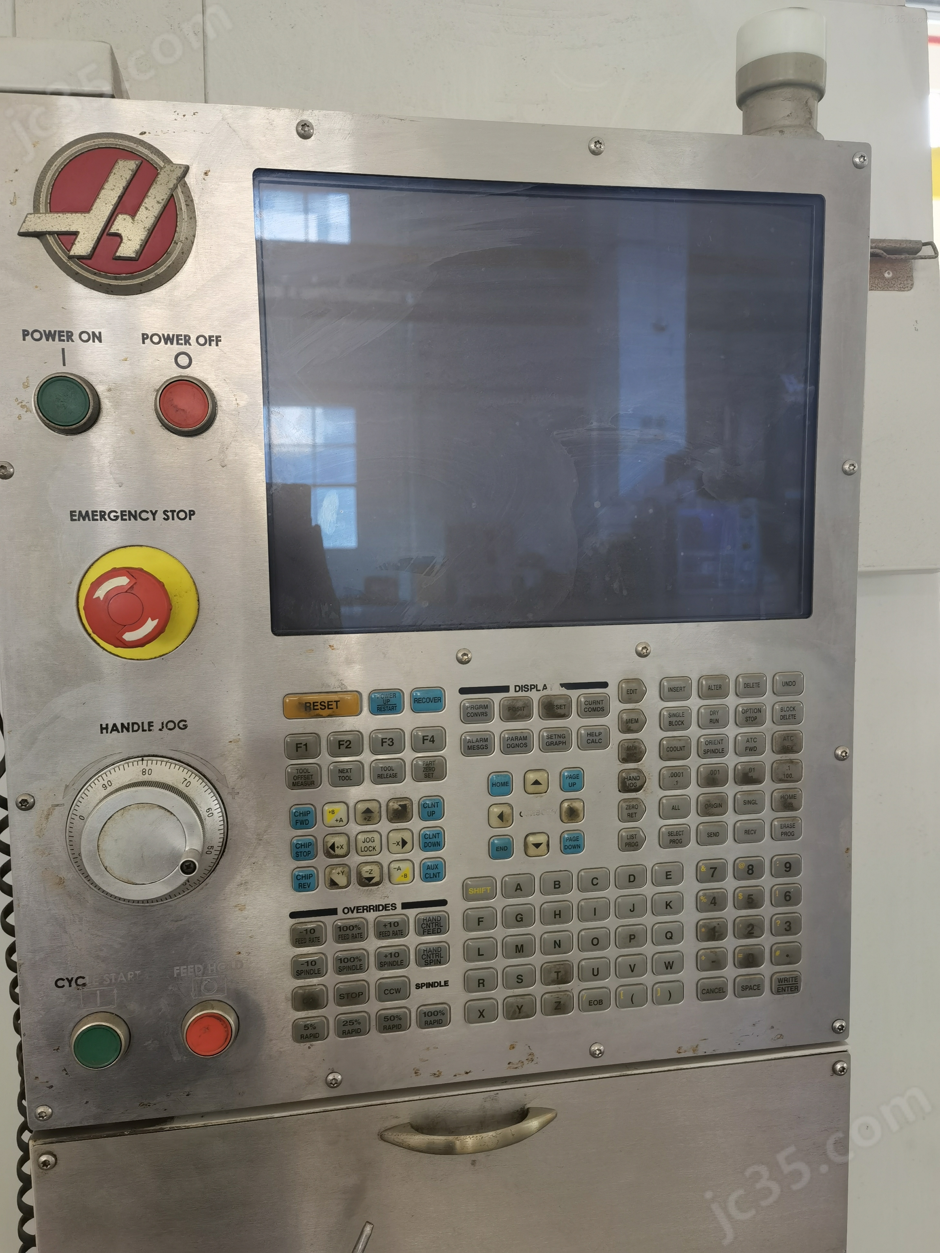 VF-3 二手哈斯加工中心 - 2