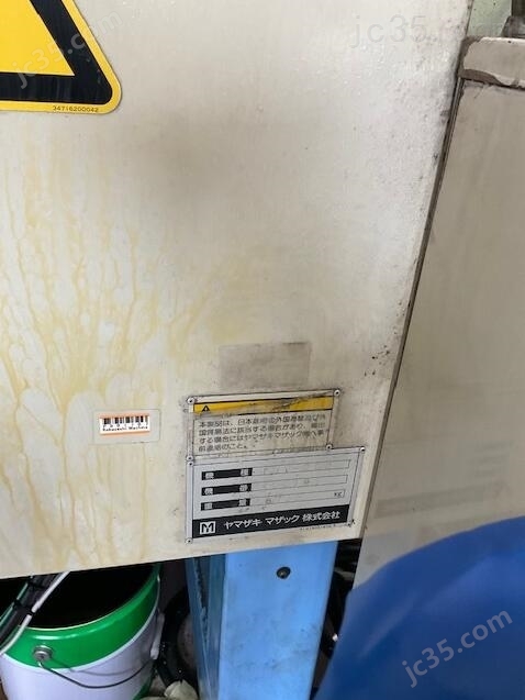 FJV250 二手马扎克立式加工中心 - 3